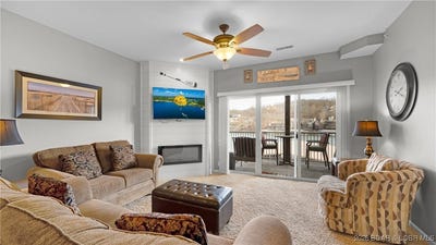 /international/us/166-oak-harbor-drive-camdenton-mo-110105280350/