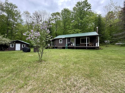 /international/us/780-teboville-road-malone-ny-110108410835/