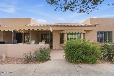 /international/us/14300-w-bell-road-surprise-az-110107335612/