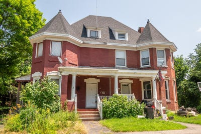 /international/us/12-erchles-street-rumford-me-110101146918/?lang=en