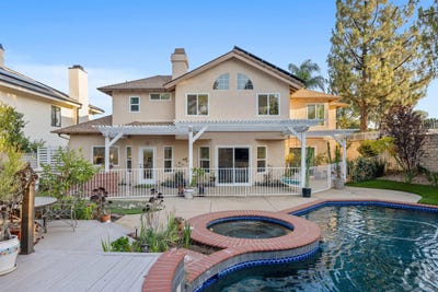 /international/us/18857-beechtree-lane-porter-ranch-ca-110107875378/