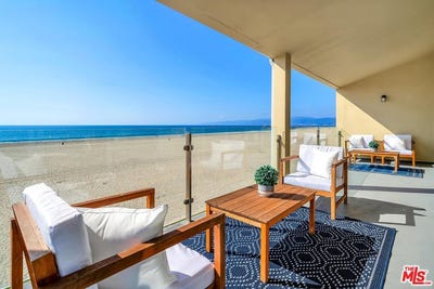 /international/us/4-lighthouse-st-marina-del-rey-ca-110105850639/