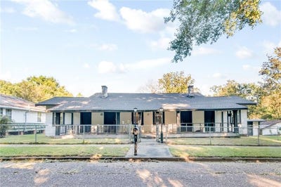 /international/us/25-southern-street-mobile-al-110110373809/