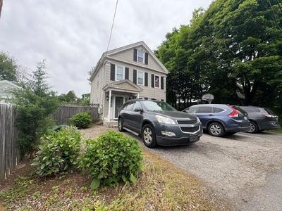 /international/us/74-allen-avenue-north-providence-ri-110108581277/