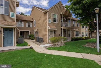 /international/us/1563-a-thornwood-drive-mount-laurel-nj-110108347414/