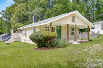 /international/us/438-loop-road-hendersonville-nc-110106700994/