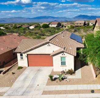 /international/us/17193-s-emerald-vista-drive-vail-az-110107509150/