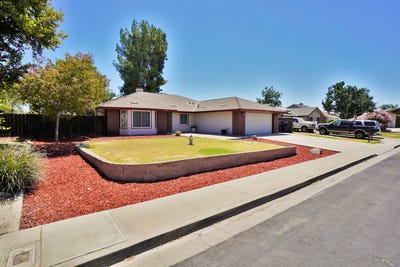 /international/us/2475-santa-lucia-court-hanford-ca-110101329397/?lang=zh-tw