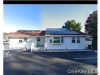 /international/us/1-arrowood-lane-melville-ny-110107452721/