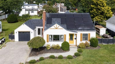 /international/us/43-foster-boulevard-north-babylon-ny-110120042866/