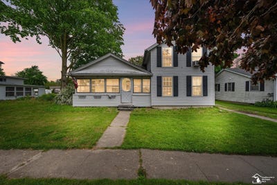 /international/us/137-raisin-street-deerfield-mi-110108019760/