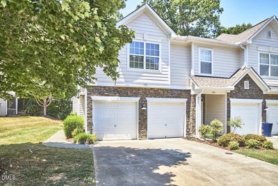 /international/us/1301-bartlett-circle-hillsborough-nc-110108800203/