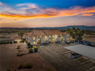 /international/us/3408-sun-river-road-bullhead-city-az-110104103300/