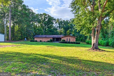 /international/us/9441-hwy-169-glennville-ga-110109277599/