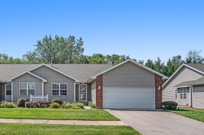 /international/us/803-strawberry-valley-avenue-nw-comstock-park-mi-110100996227/