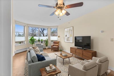 /international/us/409-farrell-street-south-burlington-vt-110107398950/