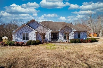 /international/us/49-knottingham-dr-haleyville-al-110105796977/