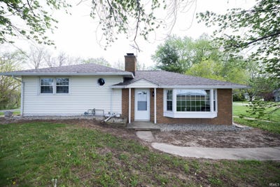 /international/us/908-w-maple-drive-knightstown-in-110107716669/