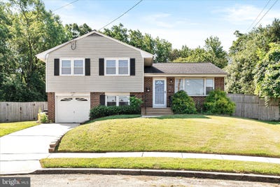 /international/us/10-valley-view-court-hamilton-nj-110101199046/