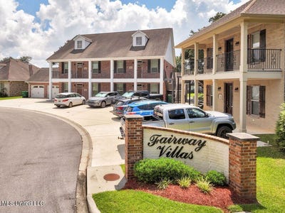 /international/us/204-fairway-villas-diamondhead-ms-110105884171/