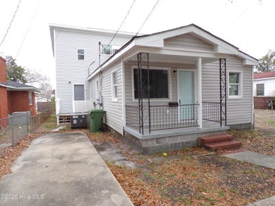 /international/us/107-s-10th-street-wilmington-nc-110110136351/