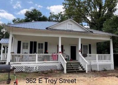 /international/us/362-e-troy-street-brundidge-al-110108936436/