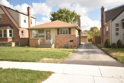 /international/us/1541-n-lee-boulevard-berkeley-il-110104498376/