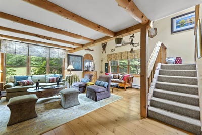 /international/us/37-burnt-hill-road-winhall-vt-110107351069/