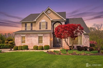 /international/us/6-deerfield-drive-monroe-nj-110107512993/