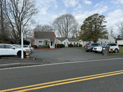 /international/us/5-main-street-cotuit-ma-110106821342/