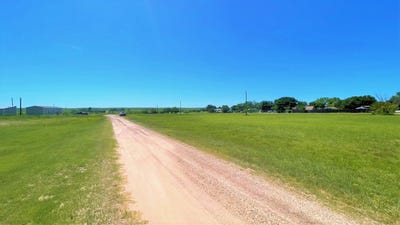 /international/us/mollybee-drive-lot-32-33-howardwick-tx-110102829084/