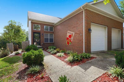 /international/us/121-bay-hill-drive-winchester-ky-110120561003/