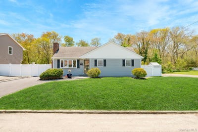 /international/us/344-atlantic-avenue-bay-shore-ny-110108021898/