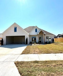 /international/us/8008-creek-rock-cove-alexander-ar-110110362503/
