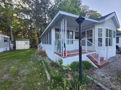 /international/us/27-go-camping-way-old-orchard-beach-me-110108354169/