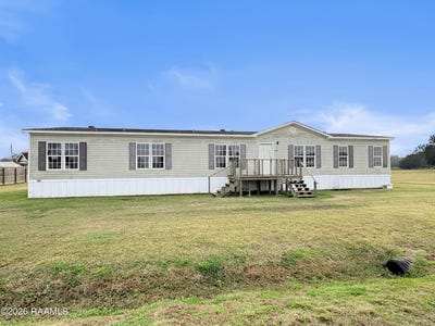/international/us/3405-felias-road-erath-la-110107377300/