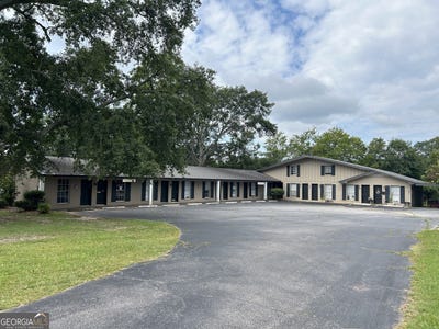 /international/us/128-s-main-avenue-pine-mountain-ga-110108549294/