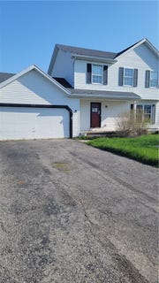 /international/us/312-chadlee-drive-brockport-ny-110107552471/