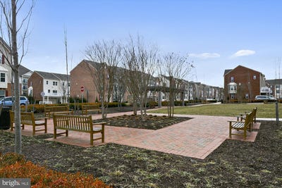 /international/us/7423-rigby-place-elkridge-md-110100893950/