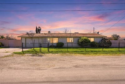 /international/us/2611-hanna-avenue-corcoran-ca-110106182951/
