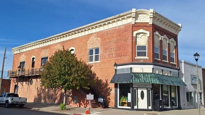 /international/us/201-w-2nd-street-chadron-ne-110108198760/