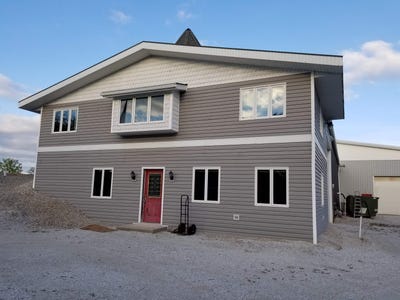 /international/us/4454-mill-road-denmark-wi-110104118783/
