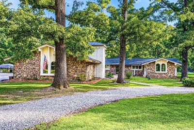 /international/us/2201-river-road-redfield-ar-110107822985/