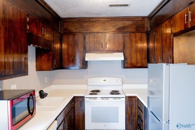 /international/us/2225-golf-road-huntsville-al-110101393015/