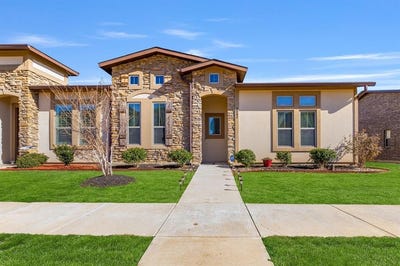 /international/us/3042-solana-circle-denton-tx-110100529941/