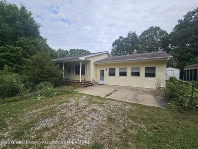 /international/us/1617-s-ionia-road-vermontville-mi-110109451696/