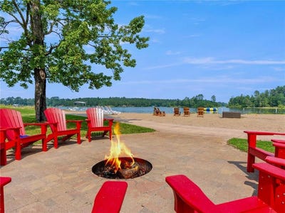 /international/us/35288-vacation-drive-pequot-lakes-mn-110102221006/