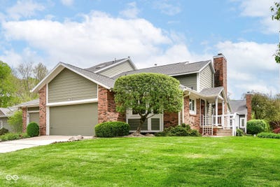 /international/us/8121-foxchase-drive-indianapolis-in-110107392776/