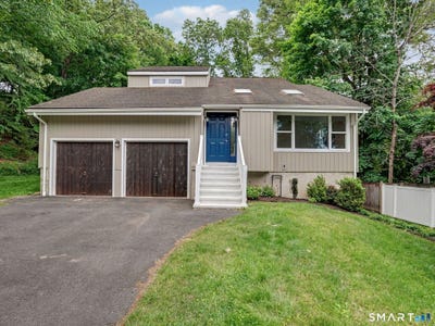 /international/us/35-crystal-lane-fairfield-ct-110108550268/