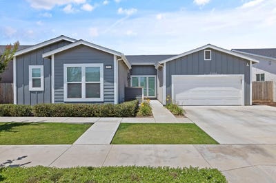 /international/us/3733-n-clay-visalia-ca-110108933146/